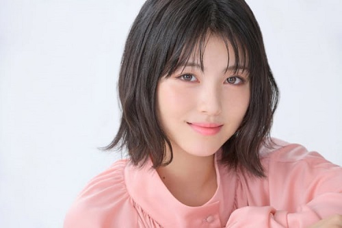 浜辺美波が嫌われている理由は８つ 声が苦手や嫌いでぶりっ子であざといとの声も Earnieニュース