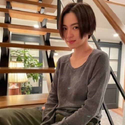中村アンの両親の顔画像 父親はエリートで母親は美人で弟妹のエピも 家族まとめ Earnieニュース
